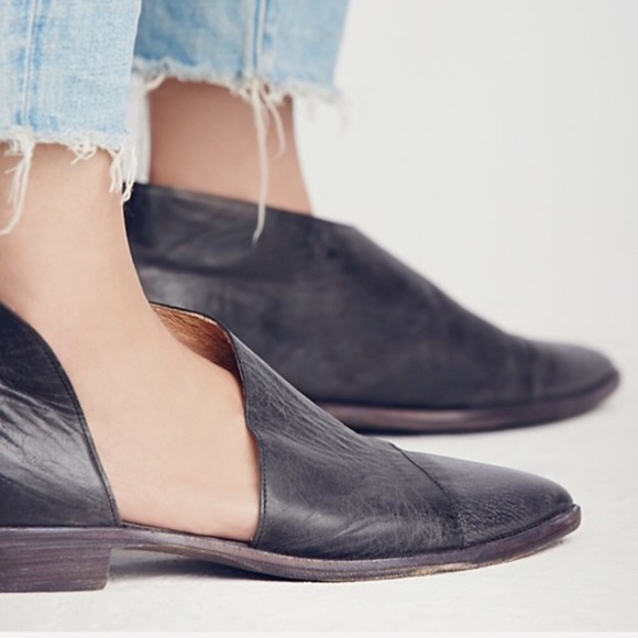 Distressed Leather FLATS Royale Black 7 8 9 10 - Picture 3 of 3